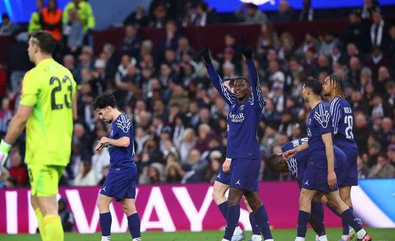 世界杯半决赛爆出冷门！尤文图斯绝杀本菲卡，争冠形势突变的简单介绍